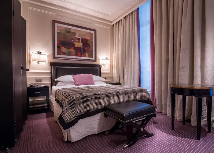 Grand Hotel De L'Univers Saint-Germain Parigi